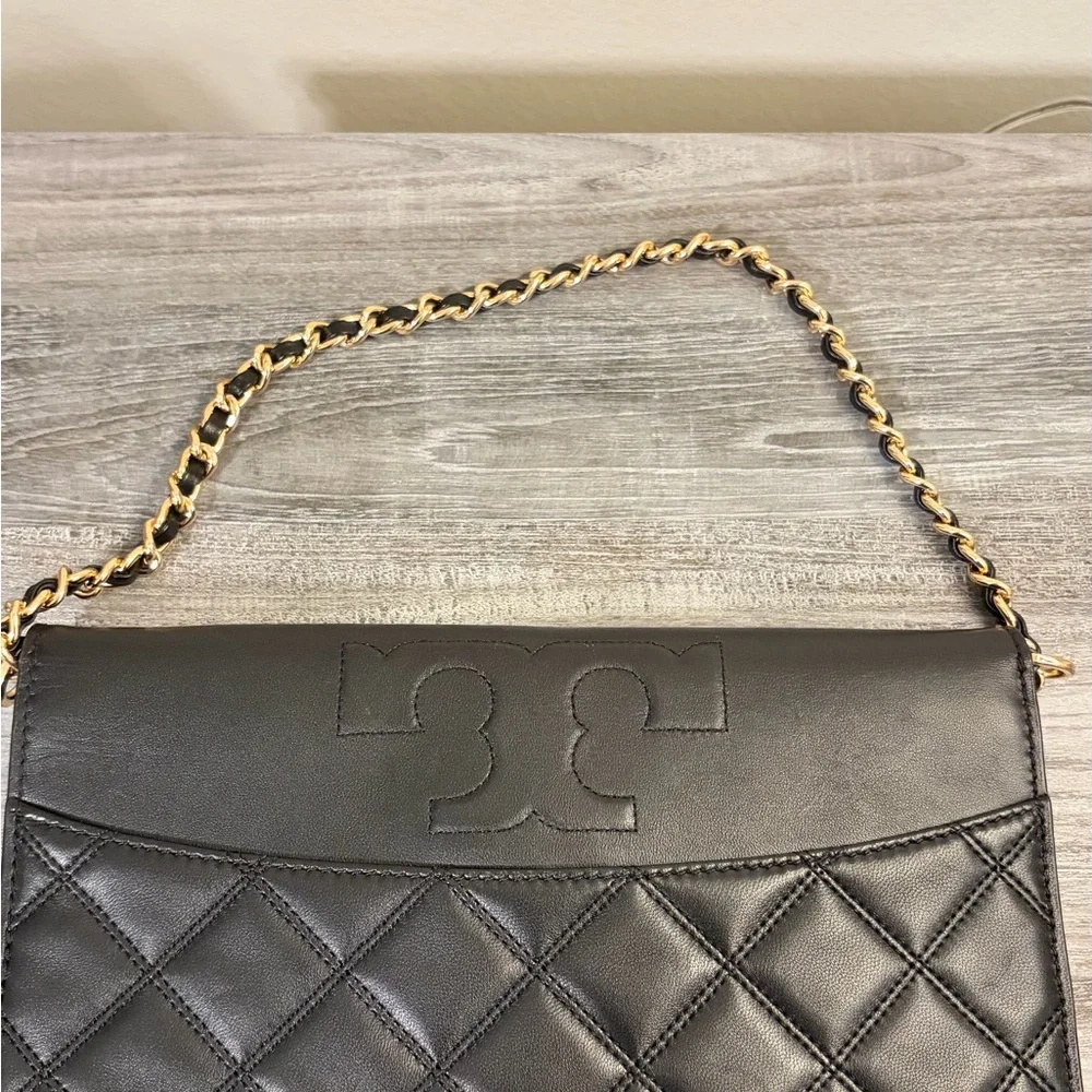 Tory Burch Black Quilted Leather Clutch with Gold Chain - Picture 2 of 4